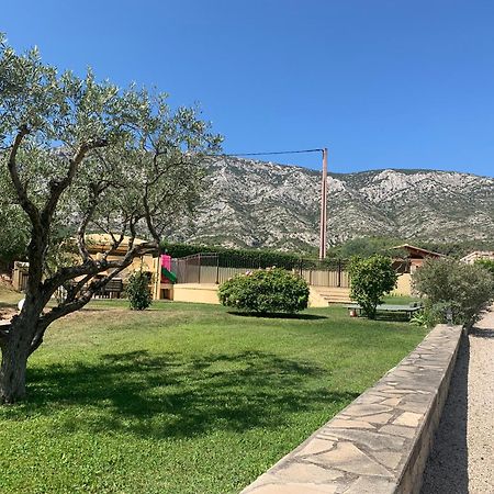 Studio Au Pied De La Ste Victoire Puyloubier Экстерьер фото