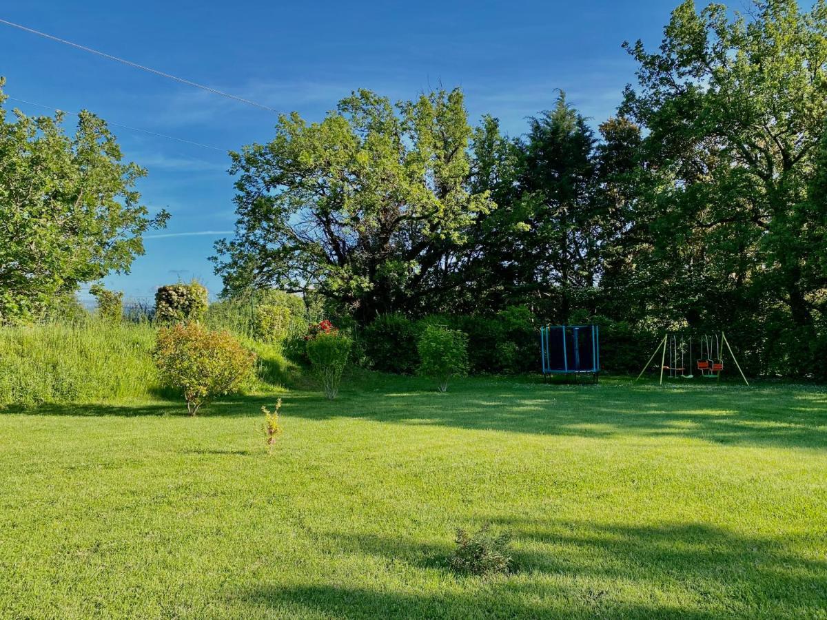 Studio Au Pied De La Ste Victoire Puyloubier Экстерьер фото