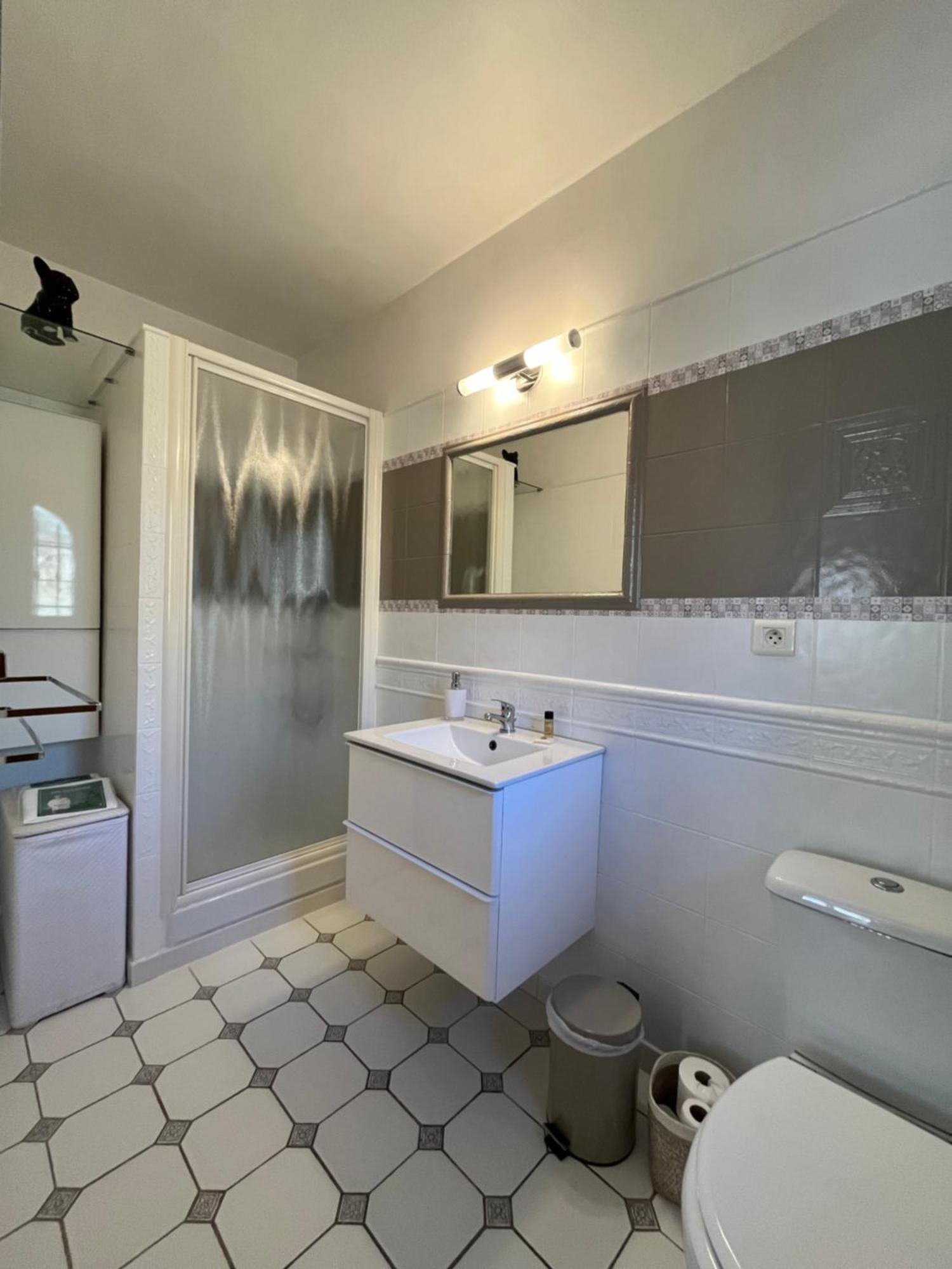 Studio Au Pied De La Ste Victoire Puyloubier Экстерьер фото